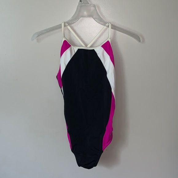 Girl’s Speedo One Piece Swim Suit